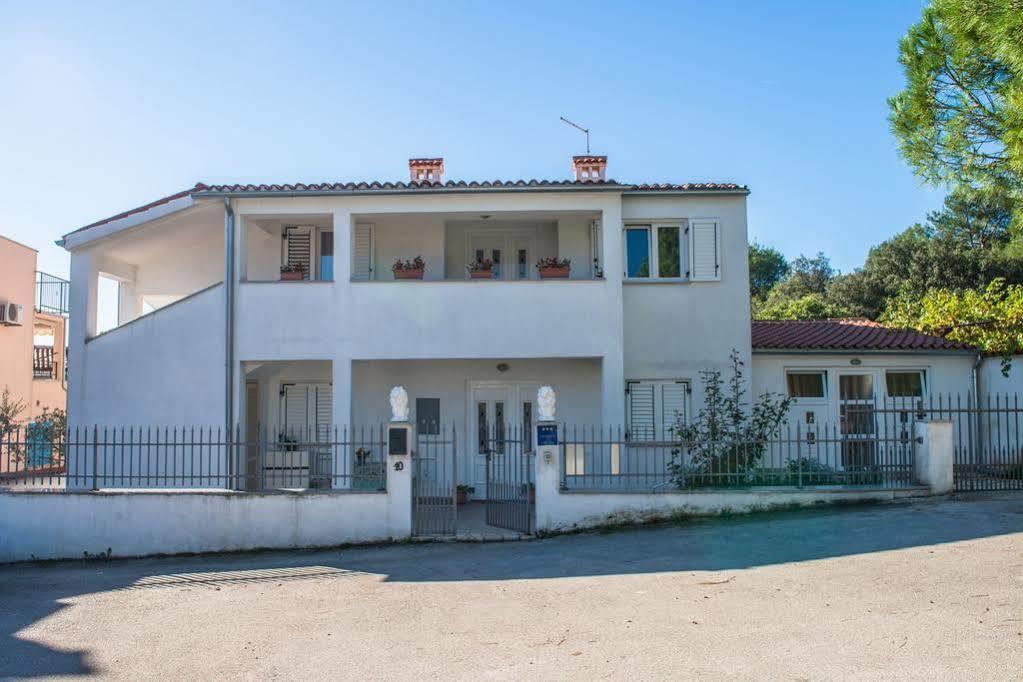 Apartments Betty Borik Rovinj Luaran gambar