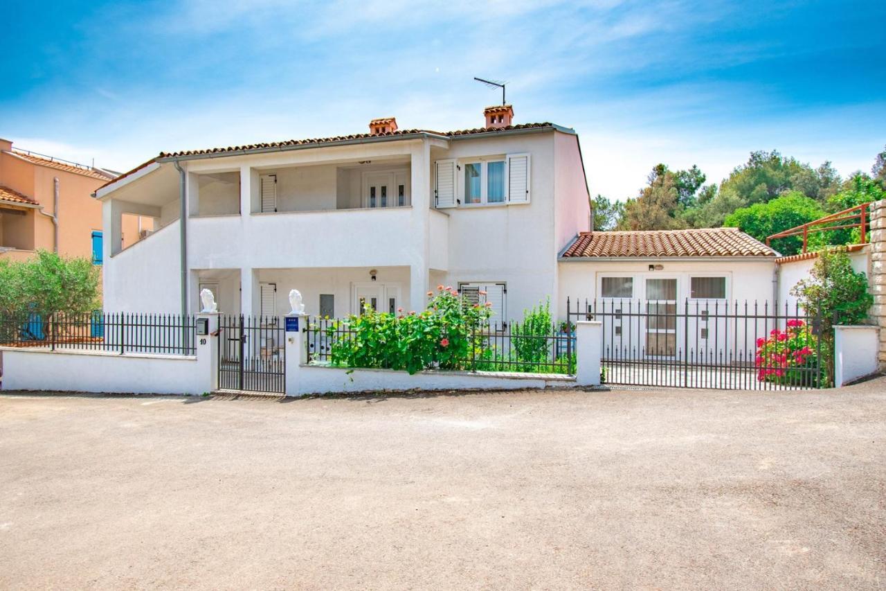 Apartments Betty Borik Rovinj Luaran gambar